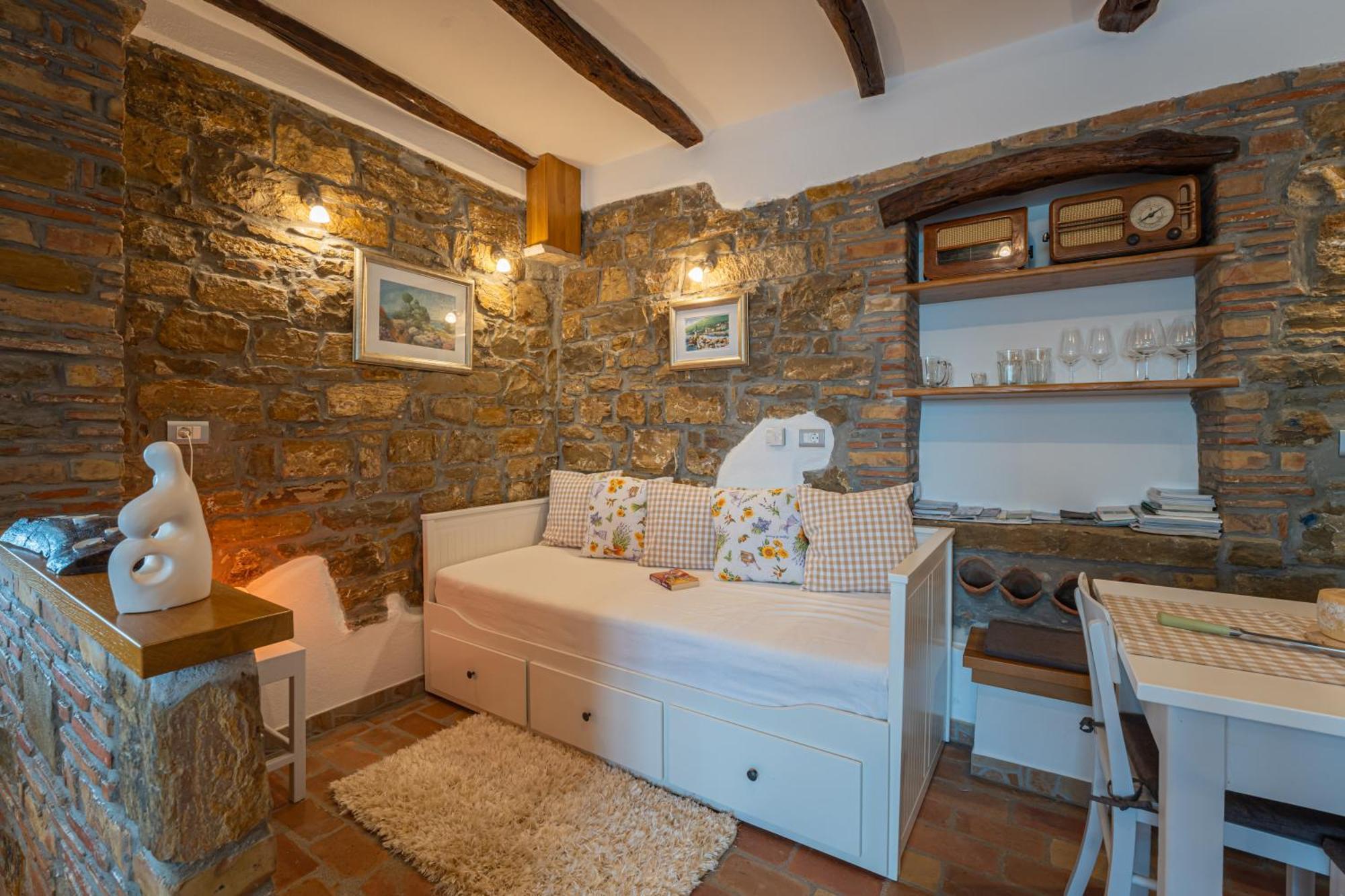 Holiday Home Belveder Motovun With Heated Pool Livade Exterior foto