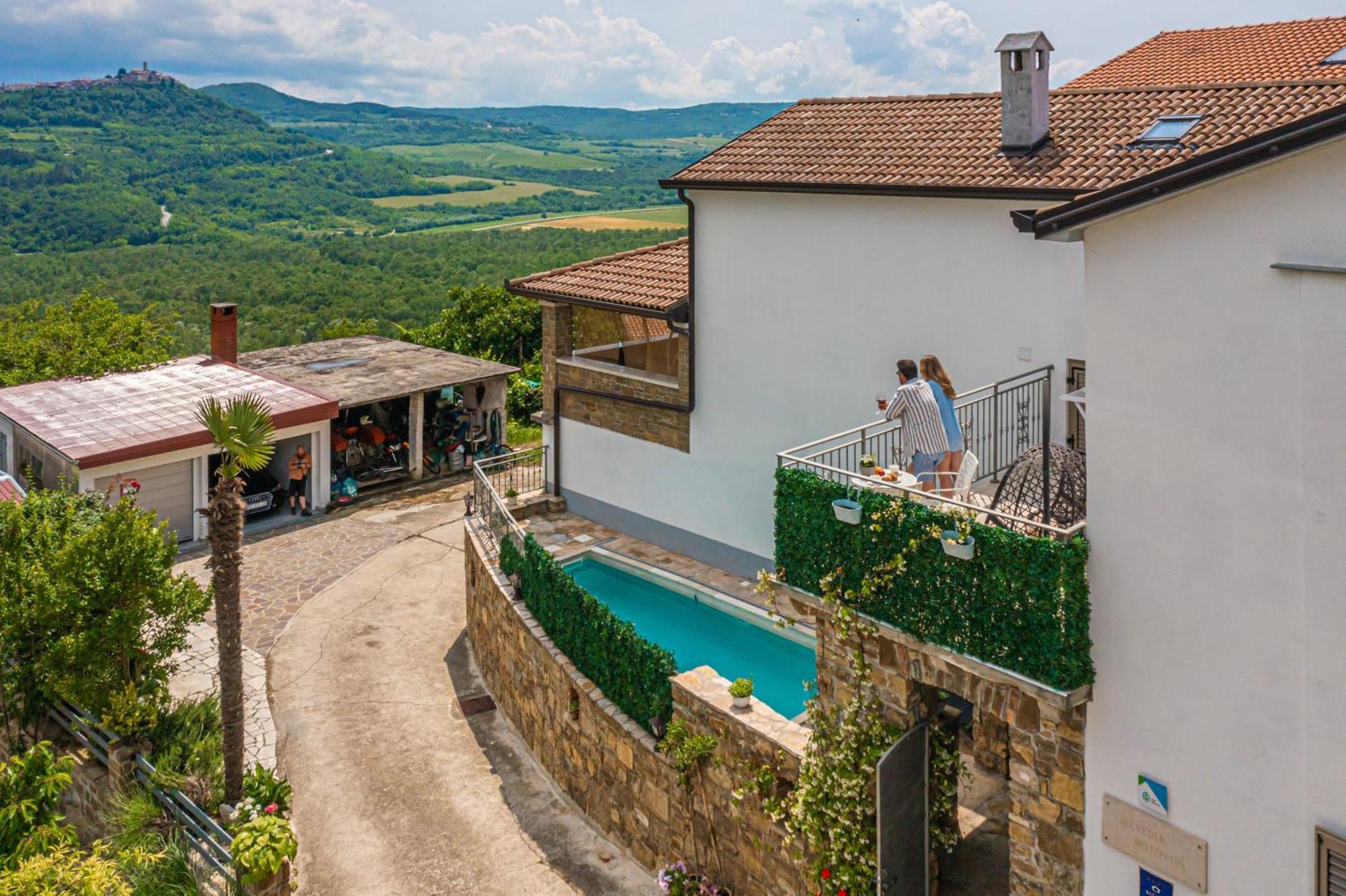 Holiday Home Belveder Motovun With Heated Pool Livade Exterior foto